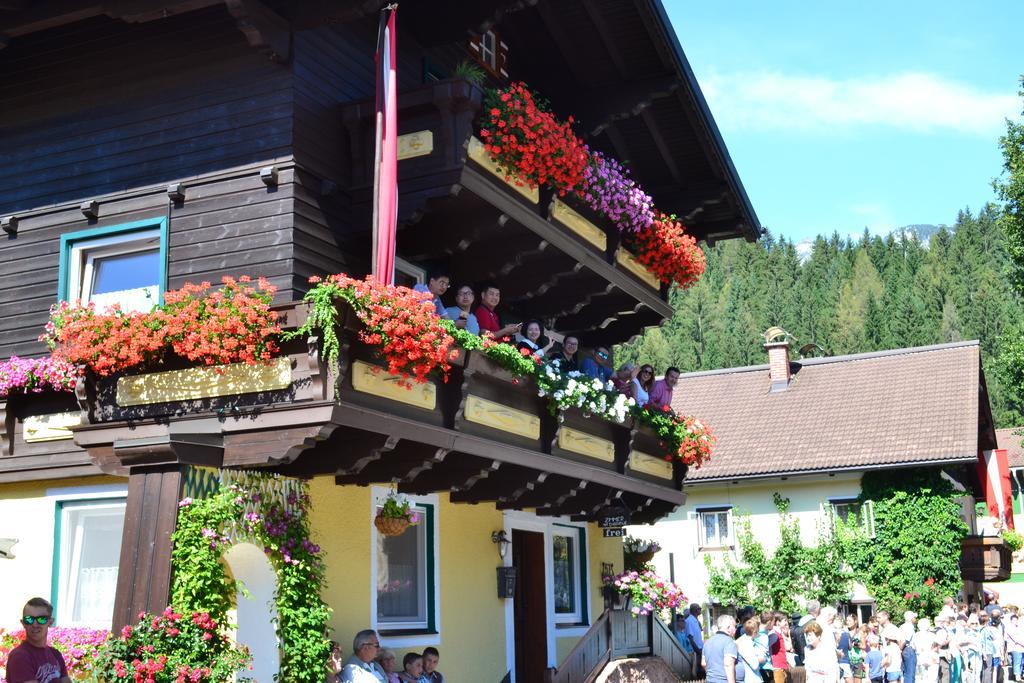 Pension Haus Rohrmoser Lungotz ภายนอก รูปภาพ