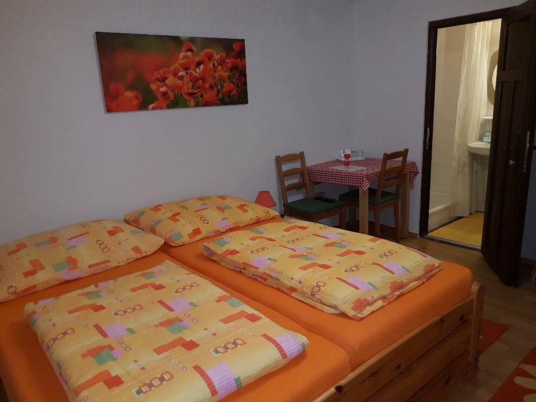 Pension Haus Rohrmoser Lungotz ภายนอก รูปภาพ