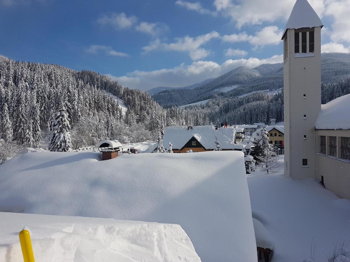 Pension Haus Rohrmoser Lungotz ภายนอก รูปภาพ